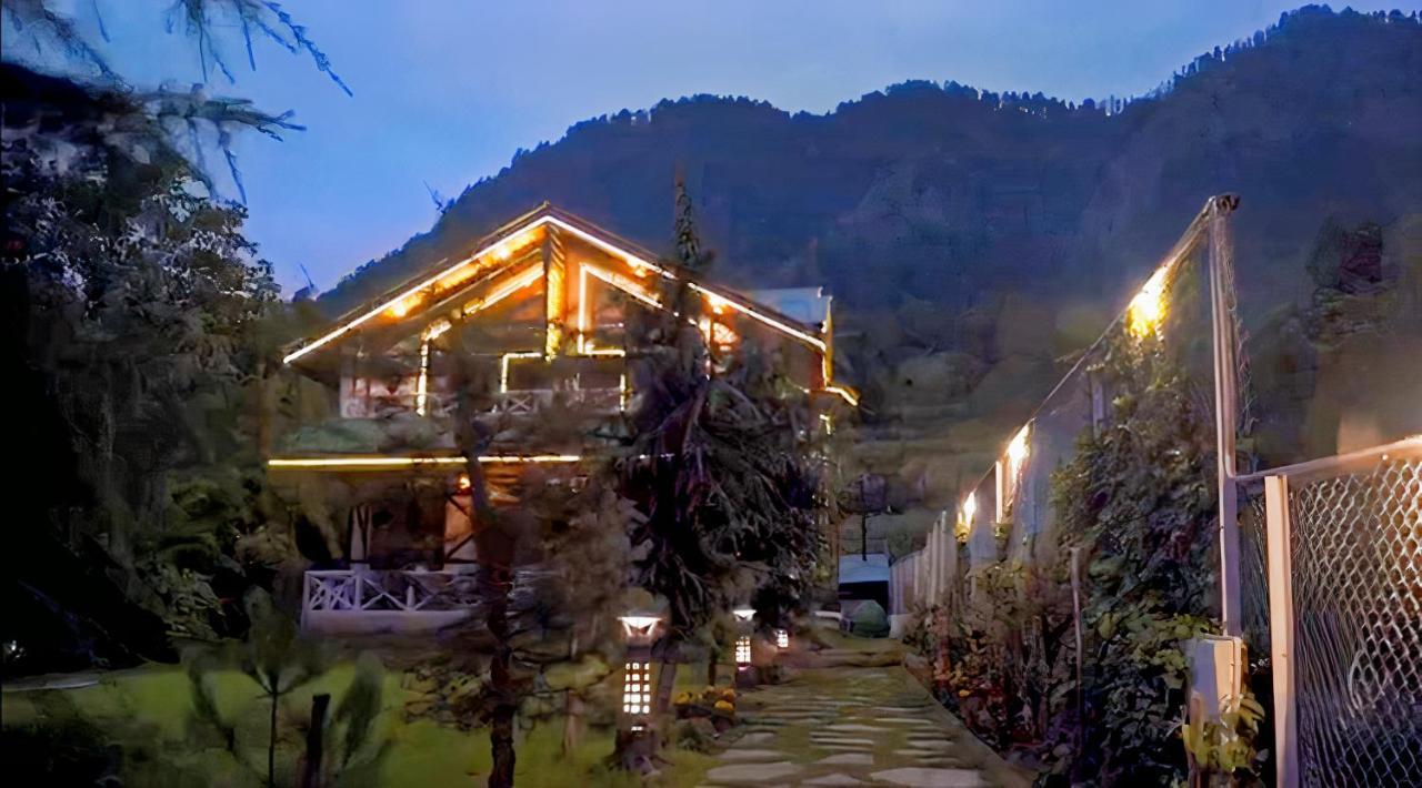 Six Seasons Pahalgam Exterior photo